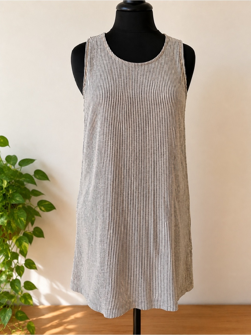 J. Crew Linen Striped Sleeveless Shift Dress with POCKETS!